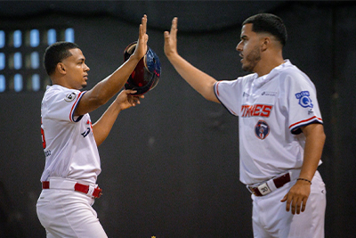 Los Titanes regresaron a la ruta ganadora