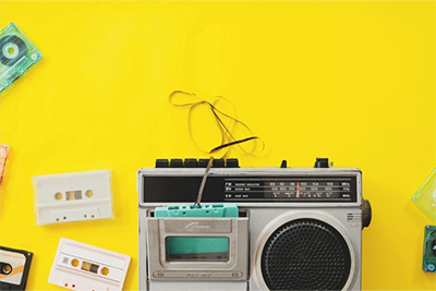 RADIO- CASSETTES - REWIND TO THE 80S