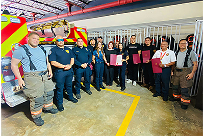 Reconocimiento a los Bomberos de Barceloneta en su semana.