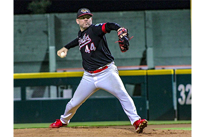Saúl Monaguillo Rivera, de los Criollos (foto por N. Gómez Photography)
