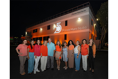 Representantes de FEMPR y Bristol Myers Squibb