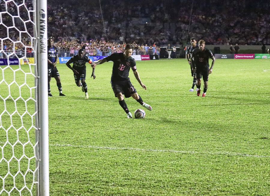 Miami vs Ecuador 07
