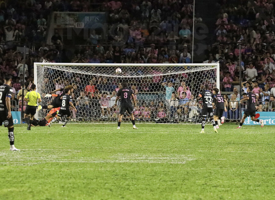 Miami vs Ecuador 11
